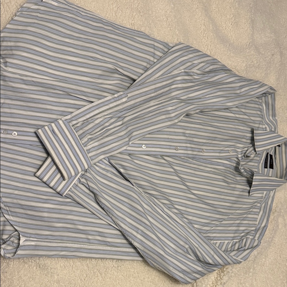 Alara Men's Light Blue and White Striped Dress Shirt